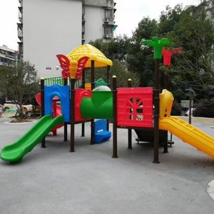 公园小区游乐设施滑滑梯，儿童乐园秋千组合攀爬架塑料滑坡