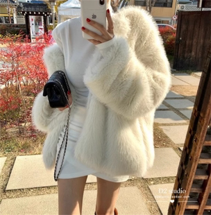 韩国网(韩国网)红洋气时尚，仿皮草狐狸毛兔毛(毛兔毛，)短外套女装大衣白色毛毛上衣