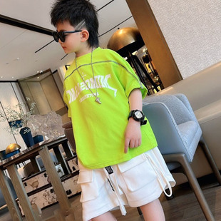 男童t桖短袖2023年夏季荧光绿字母，拉链上衣s潮童宽松时髦体恤