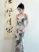 新中式水墨画国风吊带露背连衣裙夏装女2023气质高级感长裙子