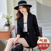 黑色西装外套女秋季2023高级感气质，今年流行宽松版型西服上衣