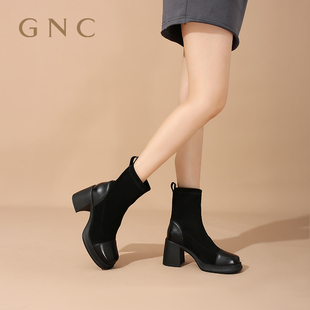 GNC高跟弹力瘦瘦靴女2023冬季黑色拼接粗跟显瘦增高套筒短靴