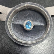 天然瑞士蓝托帕石戒指女 925纯银超闪亮小钻装饰宝石欧美轻奢指环