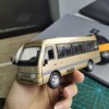 1 32金色考斯特车模型摆件儿童合金中巴车商务车客车公共汽车玩具