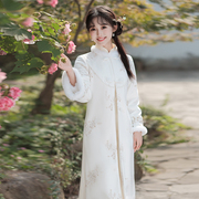 新中式白色国风大衣长袖，加厚女装外套搭配旗袍，2024年冬季优雅
