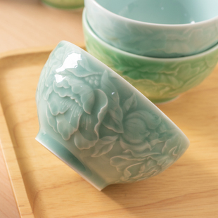 高颜值陶瓷碗家用20244.5寸吃饭碗单个牡丹浮雕中式青瓷餐具