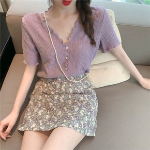 夏季法式温柔风v领褶皱雪纺，衫女香芋紫色短款上衣显瘦薄款短袖t恤