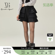 XG雪歌创意花边设计黑色休闲裤2023冬季通勤简约直筒短裤女装