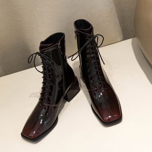 复古方头酒红色中高跟短靴冬季骑士靴系带粗跟欧美马丁靴短筒