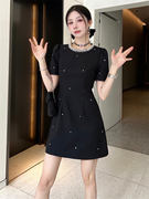 赫本风黑色连衣裙2024夏季女装高级感气质圆领钉珠收腰a字裙短裙