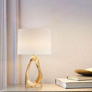 美式艺术台灯卧室床头柜灯，现代简约现代风创意金色床头灯温馨