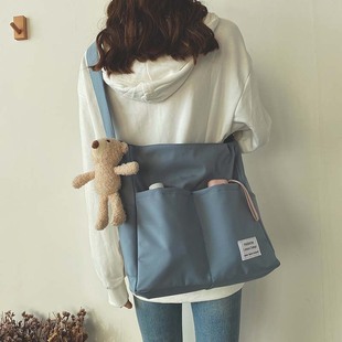 小众帆布包包女大容量，单肩斜跨包韩版通勤大学生，上课书包休闲布袋