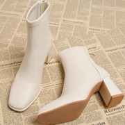 靴子女2023春秋单靴白色方头粗跟短靴秋冬法式高跟瘦瘦靴加绒