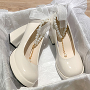 高跟小皮鞋女春秋2024白色法式婚鞋复古粗跟厚底增高玛丽珍鞋
