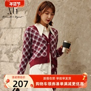 xg雪歌酒红色格纹针织衫女短款2022冬季休闲开衫XH411046B615