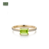 绿旭18k金天然(金天然)橄榄石，戒指镶嵌钻石，轻奢高级设计彩色宝石排钻女戒