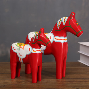 手绘红马摆件瑞典达拉木马红色木质对马家居客厅装饰小摆设工艺品