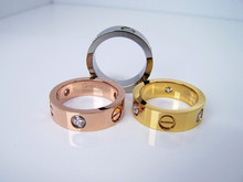 Contadores con modelos de alta calidad Cartier Cartier collar de diamantes tres anillos con tres tornillos estándar recomendado