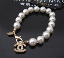 CHANEL Chanel doble CC mijo 1:01 hermosa perla, pulsera de perlas con recubrimiento estándar de oro K no se apaga