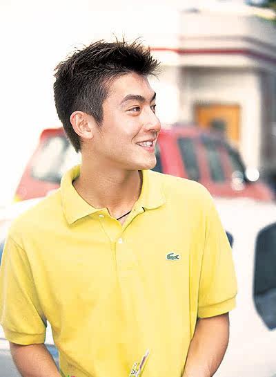 正品LACOSTE鳄鱼T恤 POLO衫 有真假识别卡
