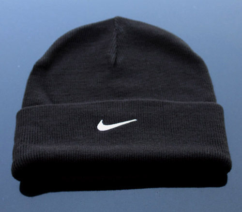 绝对正品，NIKE耐克超值特价纯色丝线帽 黑色货号n103