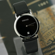 Ultra-delgada con estilo Gucci Reloj para hombre con calendario de cuarzo (dial fresco negro, el párrafo pareja)