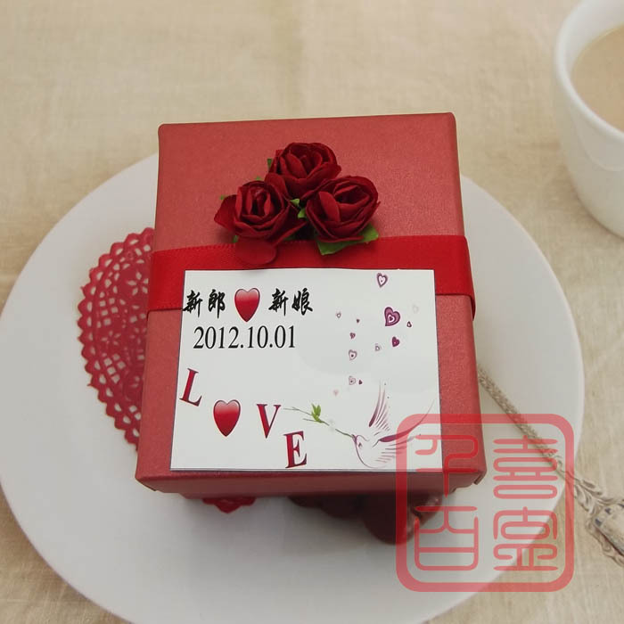 2012新款 婚庆用品喜糖盒 喜糖盒子创意 欧式 中号 成品送名卡 2012新款 婚庆用品喜糖盒 喜糖盒子创意 欧式 中号 成品送名卡