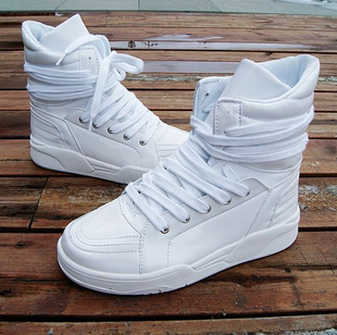  英伦时尚男靴户外靴高帮靴男式街舞板鞋潮靴林弯弯中筒长靴漆光皮