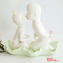 爱之吻 玲珑仿玉雕瓷 家居<span class=H>装饰品</span> 陶瓷工艺品/时尚个性小摆设品