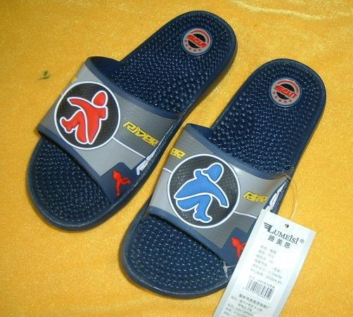 男鞋\/皮鞋\/休闲鞋凉拖2010新款发布 D&G鞋背