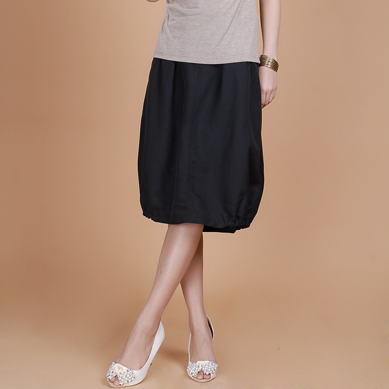 <span class=H>淑女屋</span> 2012正品 夏装新款 时尚宽松纯色半身裙中裙花苞裙