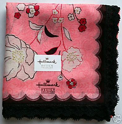 ◆迷佳手帕◆日産/Hallmark 品牌/粉底花蕾邊/W206098 在類目 服飾配件/皮帶/帽子/圍巾, 手帕中 - 來自Buy2taobao.com提供專業的淘寶代購服務