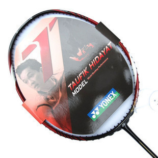 <table border=0 width=300><tr><td width=70><b>��Ʒ����</b>��</td><td>YONEX/�����˹ ARC-008T(ǩ���ģ�</td></tr><tr><td width=70><b>��Ʒ���</b>��</td><td>��ë����</td></tr><td width=70><b>��Ʒ���</b>��</td><td>0276</td></tr><tr><td><b>䯴���</b>��</td><td>27</td></tr><tr><td><b>��Ʒ���</b>��</td><td>Ʒ����YONEX �շƿ�ǩ���� ARC-008T
�ĸ�Ӳ�ȣ�Ӳ
�Ŀ���ʣ����ߵ���̼�أ���������̼�عܣ���������ϩ��ά
�ĸ˲��ʣ��ߵ���̼��
����/�ߴ磺3U/G4
���������19-24��
������ɫ����ȷ����+�����ٶ�+�շƿ�ǩ��</td></tr></table>