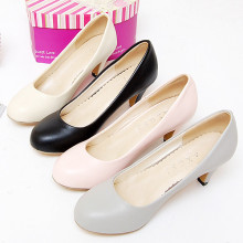 2010秋冬新款素面圆头中跟单鞋女鞋4色入选n-d-q944-8秒杀8