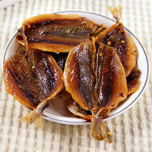  优之良品 进口食品 零食 海鲜金鲳鱼 鱼片 鱼干 辣味金昌鱼250g