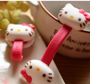 可爱kitty猫 纽扣式绕线器 理线器 集线器 2个入在类目 3C数码配件, 数码包/收纳/整理, 耳机绕线器中 - 来自Buy2taobao.com提供专业的淘宝代购服务