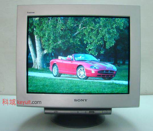 冲四钻特价■最新到货 索尼SONY G520P 21寸纯平显示器 专业绘图