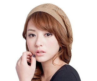 2024年春夏季韩版时尚潮，百搭超薄镂空女式针织毛线贝雷帽子