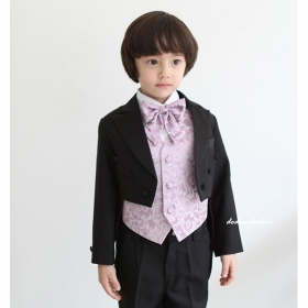 韩国进口正品儿童礼服正装男宝宝生日演出 花童黑燕尾服套装在类目 童装/婴儿装/亲子装, 儿童礼服中 - 来自Buy2taobao.com提供专业的淘宝代购服务
