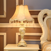 欧式台灯创意客厅沙发，茶几灯婚庆结婚房间，家用卧室温馨浪漫床头灯