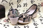 老北京布鞋坡高跟鱼嘴绣花鞋，民族风蝴蝶结，印花牛筋底女单鞋工作鞋