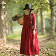 秋装圆领棉麻绣花长裙红色气质连衣裙女宽松显瘦裙子
