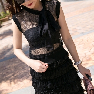 夏季女装黑色性感镂空蝴蝶结，蕾丝上衣+长裙，两件套套装连衣裙