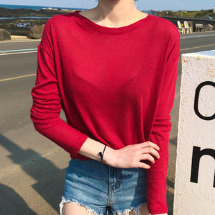 韩国东大门女装秋天轻薄舒适糖果，红色长袖打底衫，圆领休闲宽松t恤