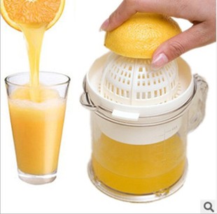 万能榨汁机 家用手动榨汁器 多功能果汁机 创意