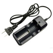 强光电筒充电器18650/26650/14500锂电池充电器锂智能通用多功能