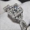 纯银925镀18k白金公主女王戒指，方钻扭臂微镶锆石女款女式钻戒指环