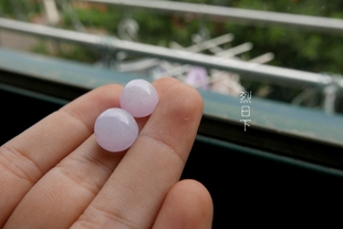 拾翠轩冰种粉紫色翡翠，蛋面极其饱满一个的价格