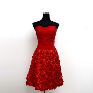 99新大红色抹胸短款伴娘，写真花朵工艺，连衣裙礼服腰70hh1163