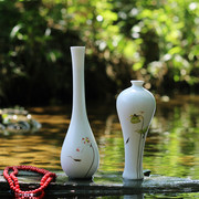 景德镇陶瓷花瓶创意摆件，手绘荷花白瓷瓶，观音玉净瓶简约水培插花器